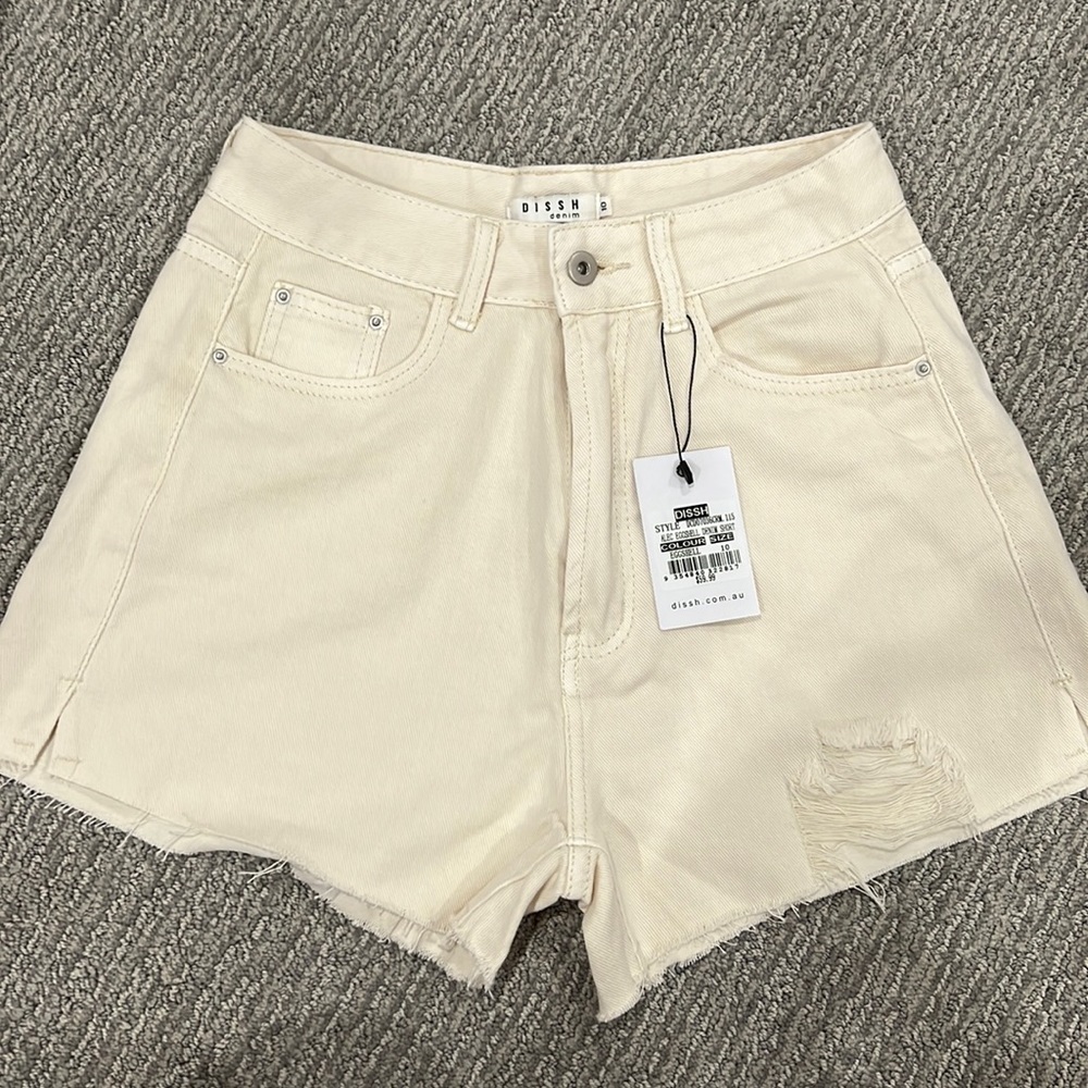 NWT Dissh distressed denim shorts / 10 (6 US)